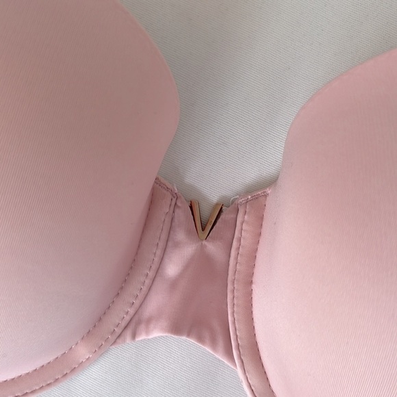 Victoria Secret Strapless Convertible Bra 34D - Picture 3 of 7